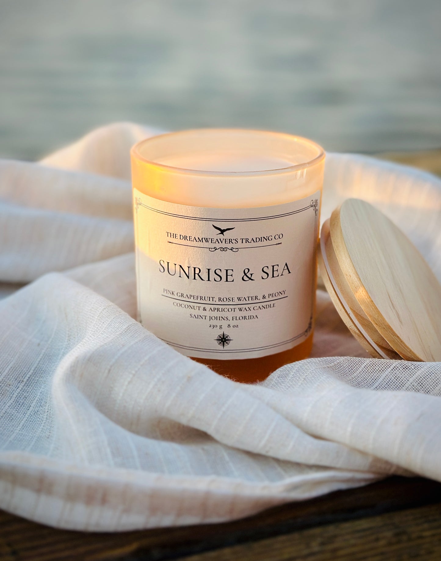 Sunrise and Sea Scented Coconut and Apricot Wax Candle 8oz